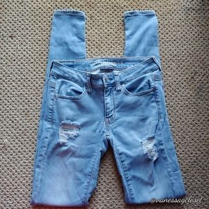 AMERICAN EAGLE JEAN